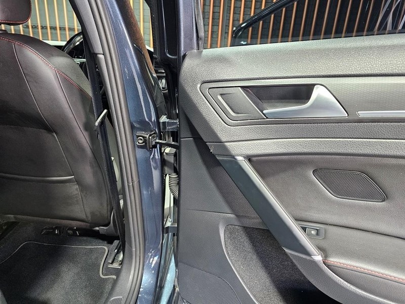 Volkswagen Golf - Mit Mak Motors - Image 21