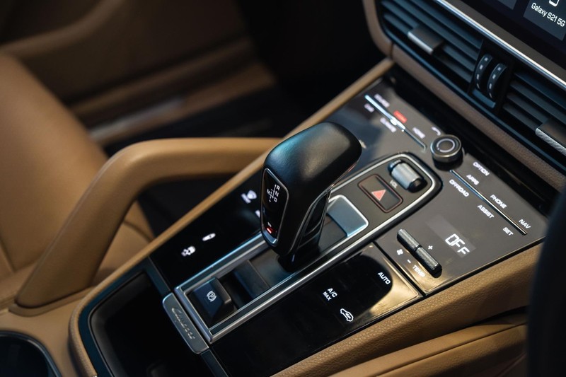 Porsche Cayenne - Bruma Nissan - Image 24