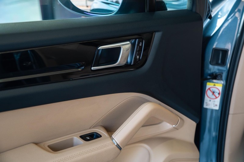 Porsche Cayenne - Bruma Nissan - Image 18