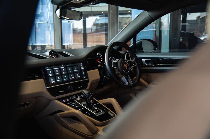 Porsche Cayenne - Bruma Nissan - Image 15