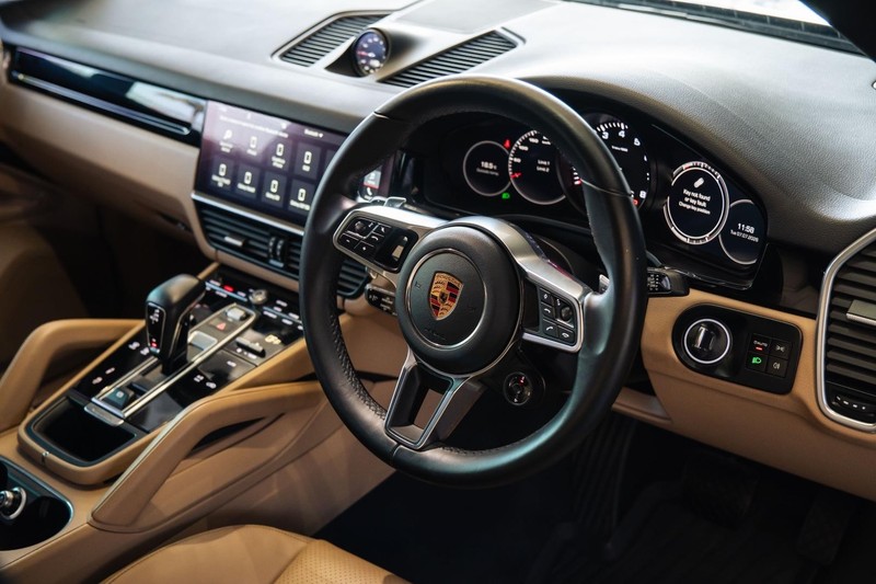 Porsche Cayenne - Bruma Nissan - Image 27