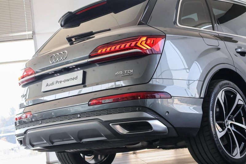 Audi Q7 - Audi Centre Hatfield - Image 12