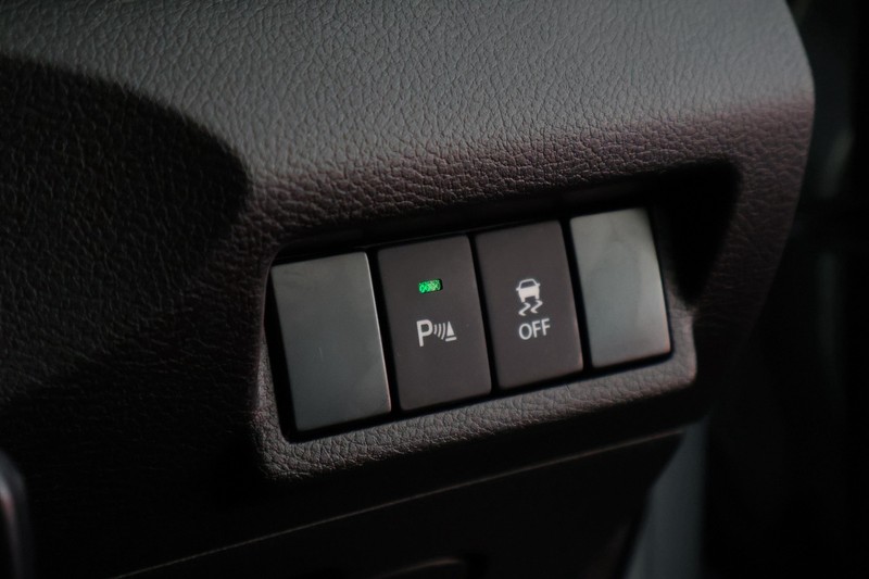 Suzuki Ertiga - Audi Centre Hatfield - Image 23