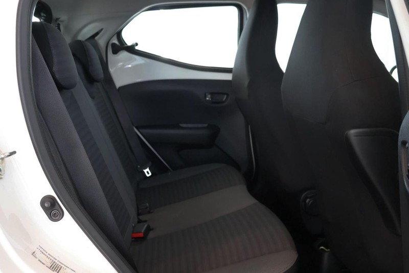 Toyota Aygo - Audi Centre Hatfield - Image 16