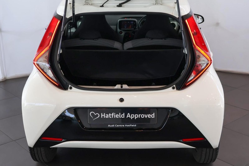 Toyota Aygo - Audi Centre Hatfield - Image 14