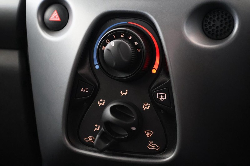 Toyota Aygo - Audi Centre Hatfield - Image 22