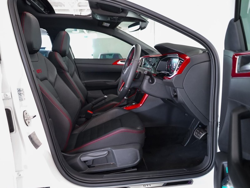 Volkswagen Polo - Hatfield VW Bryanston - Image 17