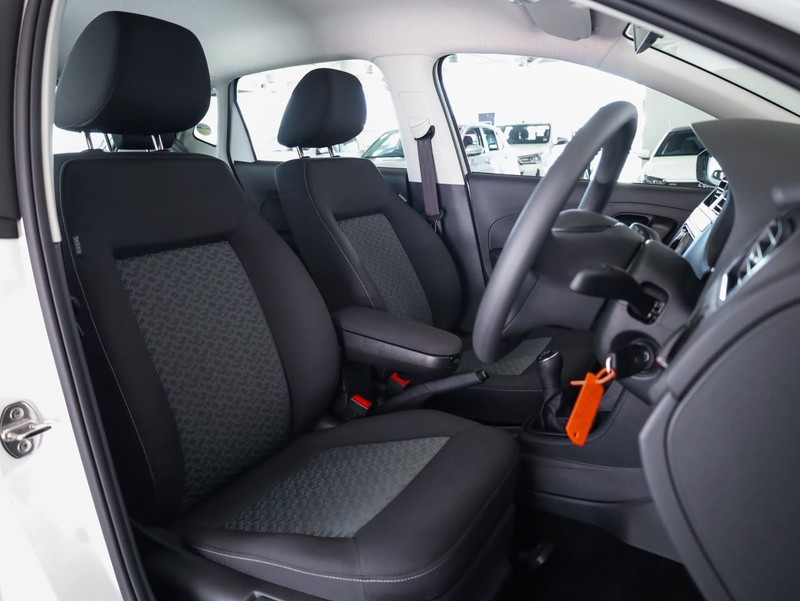 Volkswagen Polo Vivo - Hatfield VW Bryanston - Image 11