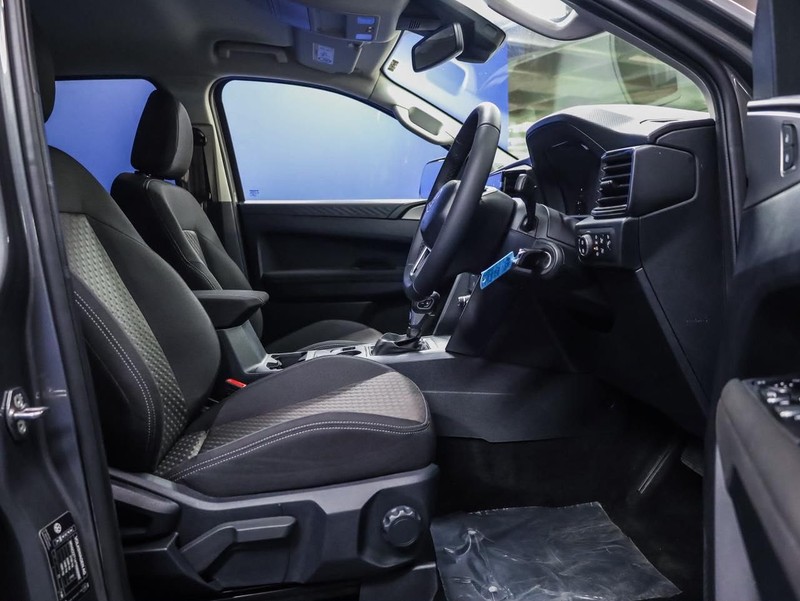 Volkswagen Amarok - Hatfield VW Bryanston - Image 6