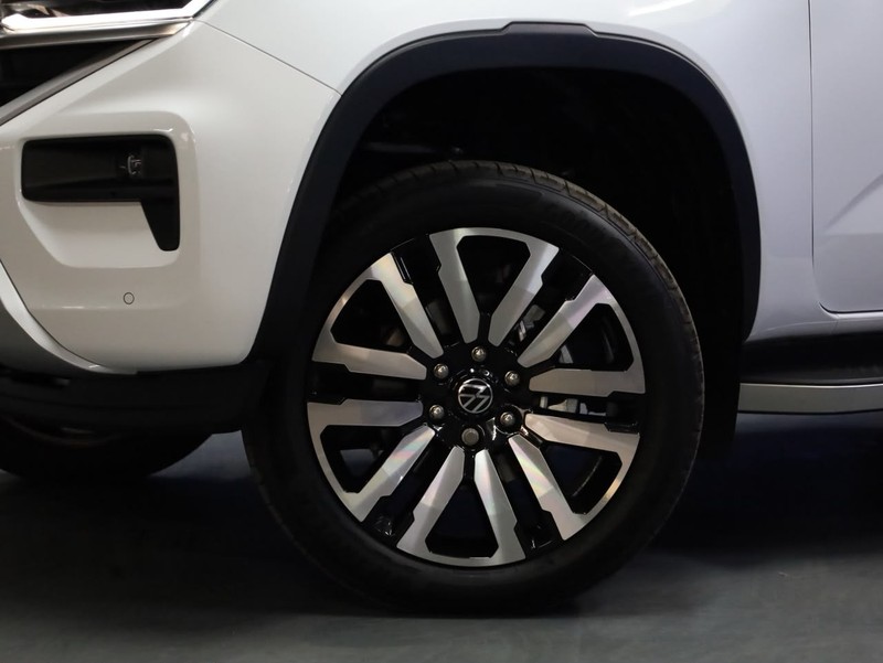 Volkswagen Amarok - Hatfield VW Bryanston - Image 2