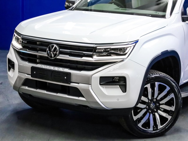 Volkswagen Amarok - Hatfield VW Bryanston - Image 3