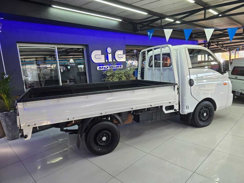 Hyundai H-100 - G.I.G Motors - Image 9