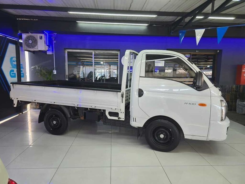 Hyundai H-100 - G.I.G Motors - Image 3