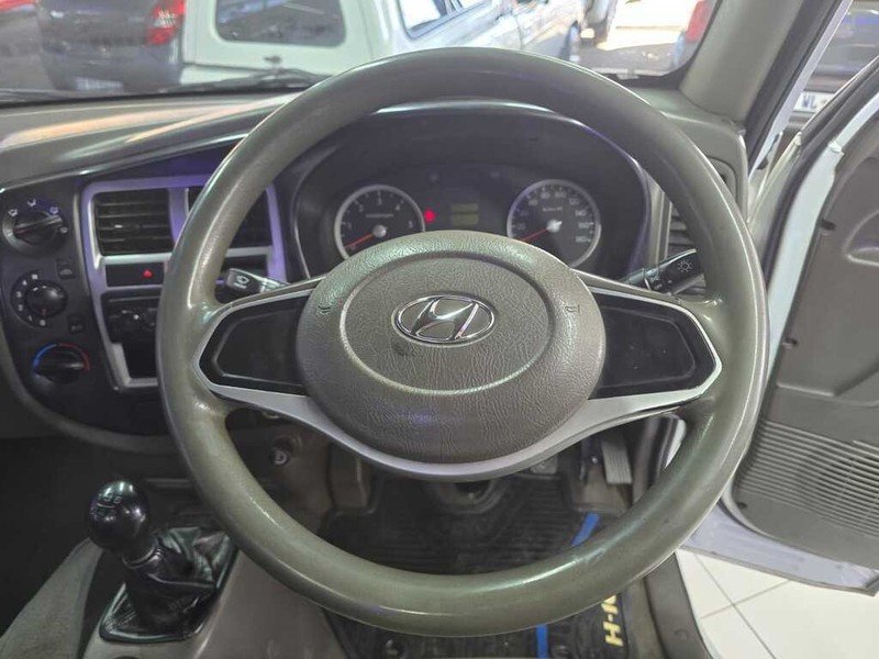 Hyundai H-100 - G.I.G Motors - Image 13