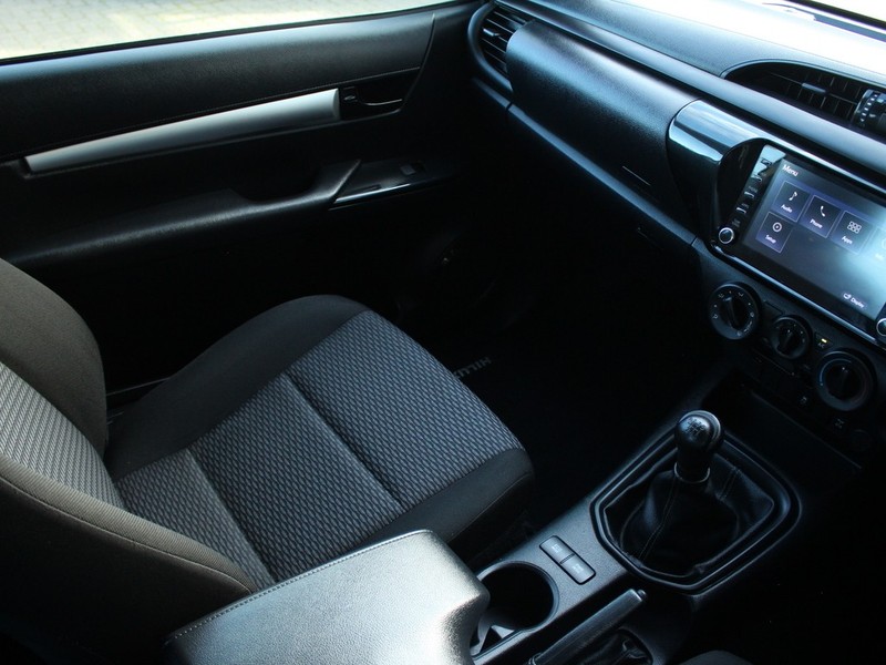 Toyota Hilux - Authentique Autos - Image 15
