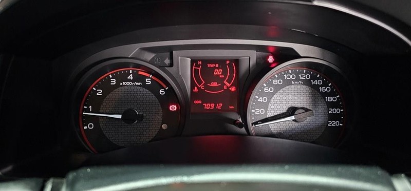 Isuzu D-Max - Mit Mak Motors - Image 12