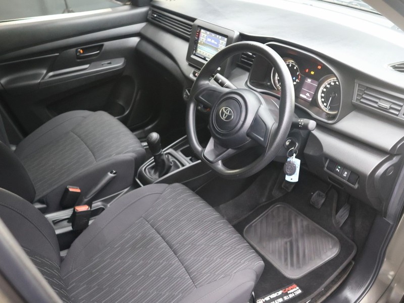 Toyota Corolla Rumion - KING OF CARS - Image 12