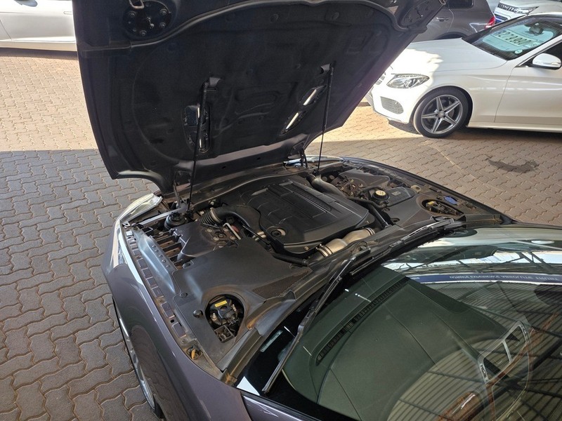 Jaguar XKR - Auto Investments Montana - Image 14