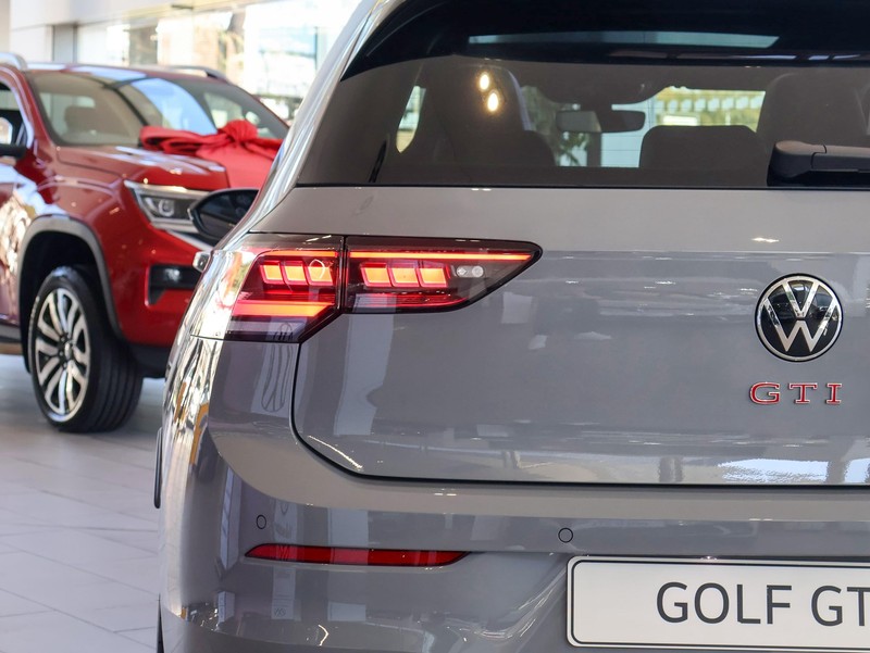 Volkswagen Golf - Hatfield VW Rivonia - Image 10