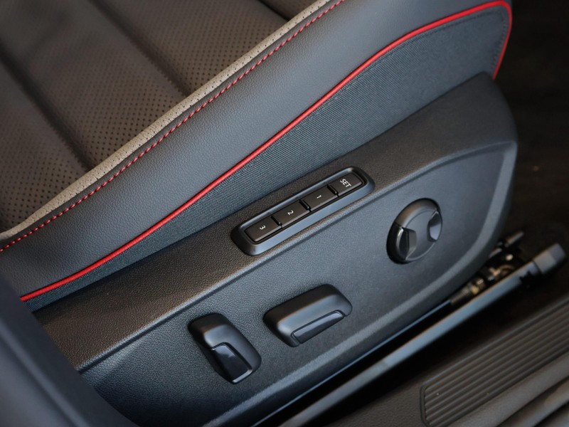 Volkswagen Golf - Hatfield VW Rivonia - Image 26