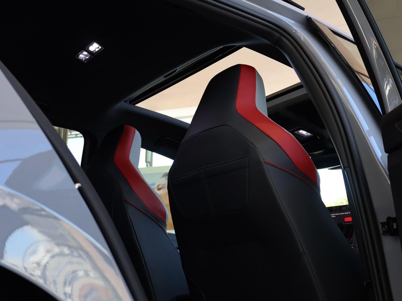 Volkswagen Golf - Hatfield VW Rivonia - Image 19