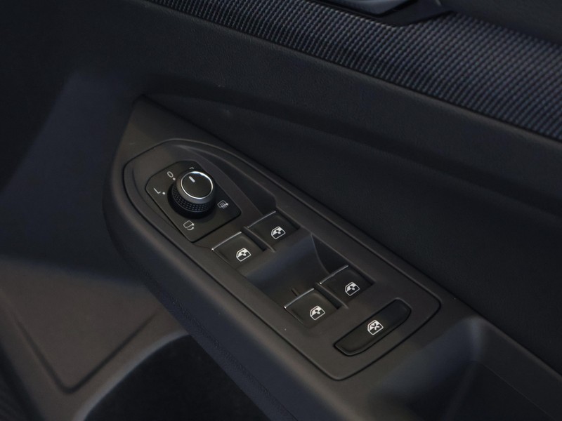 Volkswagen Golf - Hatfield VW Rivonia - Image 21