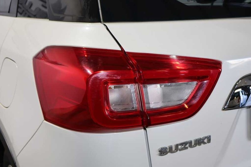 Suzuki Vitara - Bluebird Motors - Image 17