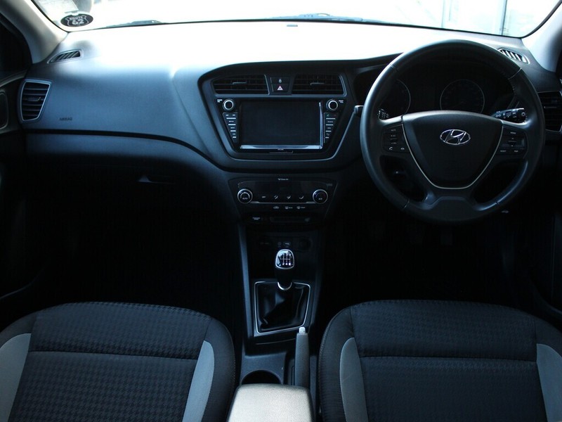 Hyundai i20 - Authentique Autos - Image 7