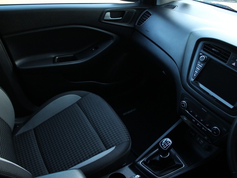Hyundai i20 - Authentique Autos - Image 13