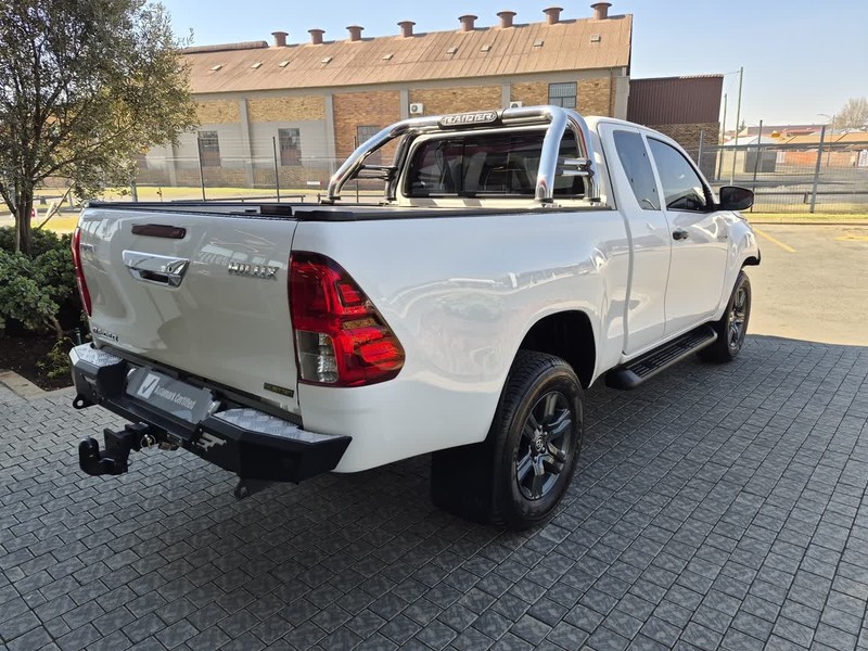 Toyota Hilux - Nic Bottari Toyota - Image 20
