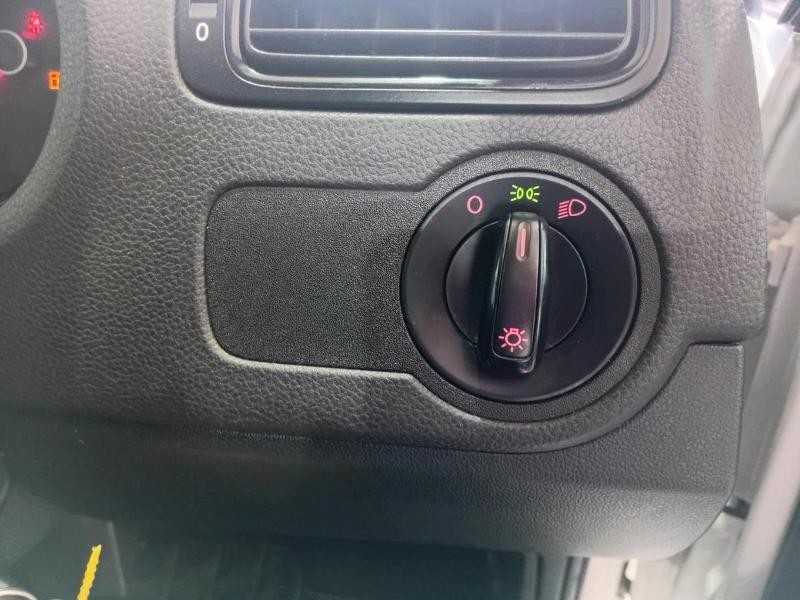 Volkswagen Polo Vivo - Group1 Auto Midrand - Image 14