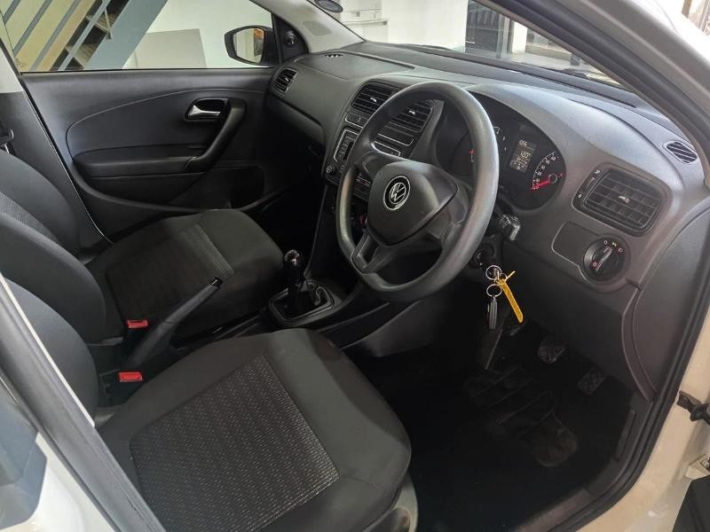 Volkswagen Polo Vivo - Group1 Auto Midrand - Image 17