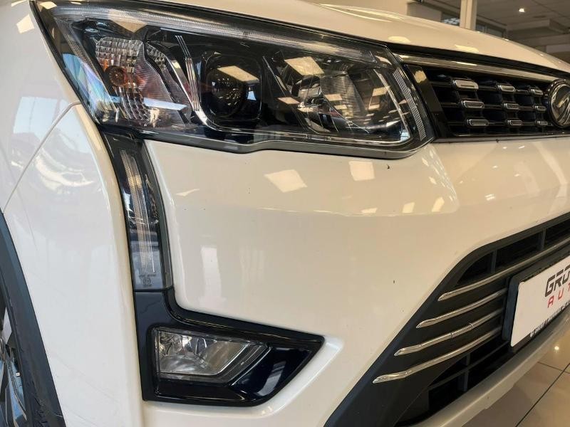 Mahindra XUV300 - Group1 Auto Stellenbosch - Image 6