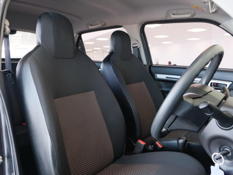 Suzuki S-Presso - Chery Waterfall - Image 13