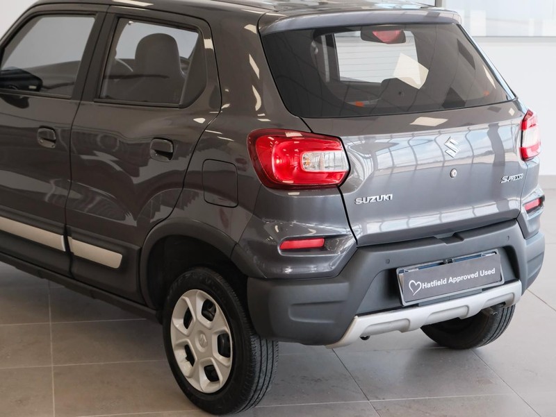 Suzuki S-Presso - Chery Waterfall - Image 10