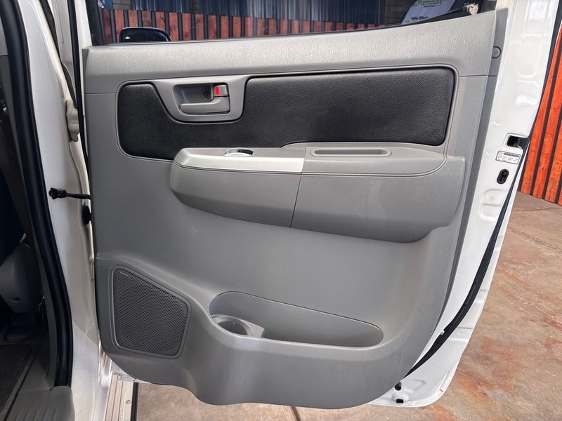 Toyota Hilux - We Buy Bakkies - Image 10