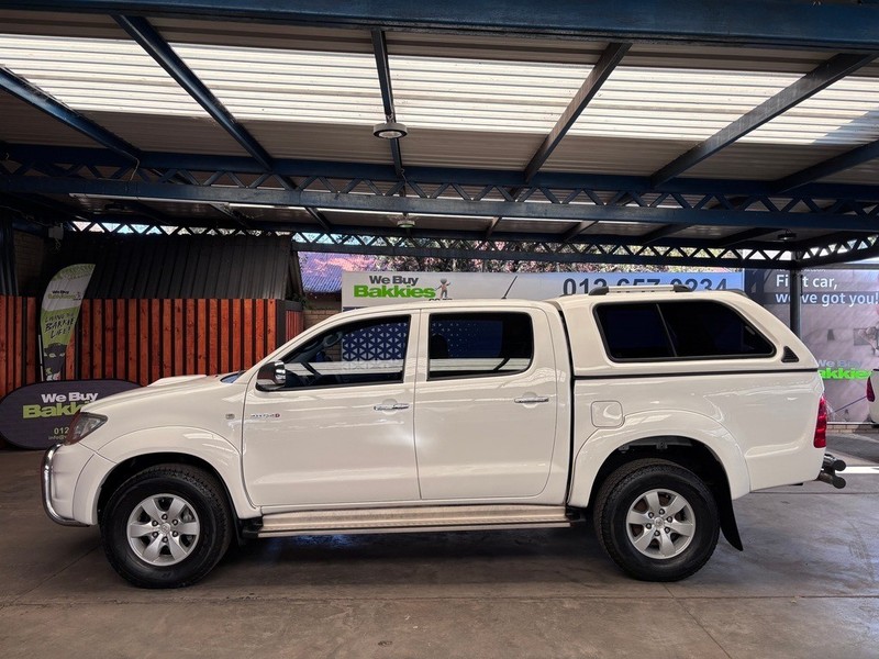 Toyota Hilux - We Buy Bakkies - Image 5