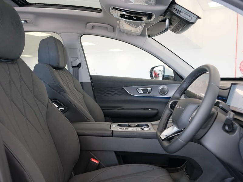 Chery Tiggo 8 Pro - Chery Waterfall - Image 7