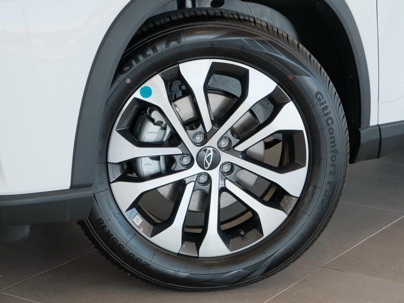 Chery Tiggo 8 Pro - Chery Waterfall - Image 3