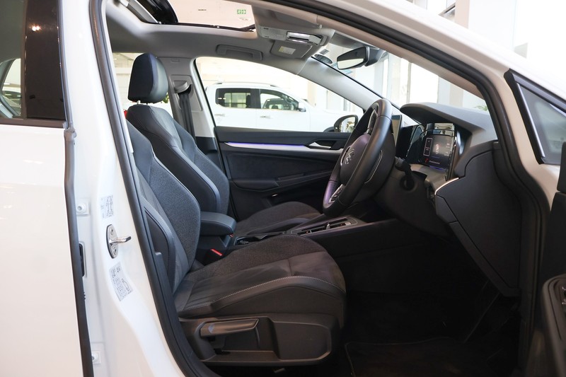 Volkswagen Golf - Hatfield VW Melrose Arch - Image 15