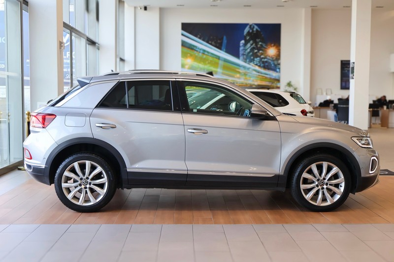 Volkswagen T-Roc - Hatfield VW Melrose Arch - Image 9