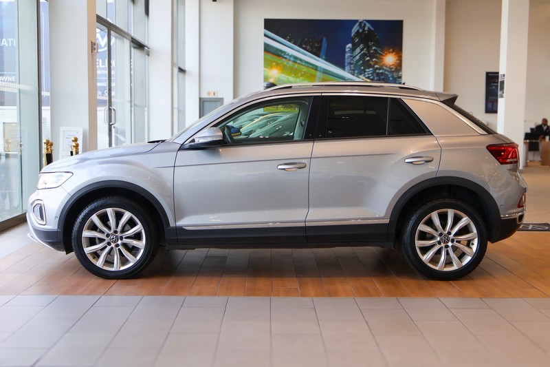 Volkswagen T-Roc - Hatfield VW Melrose Arch - Image 7