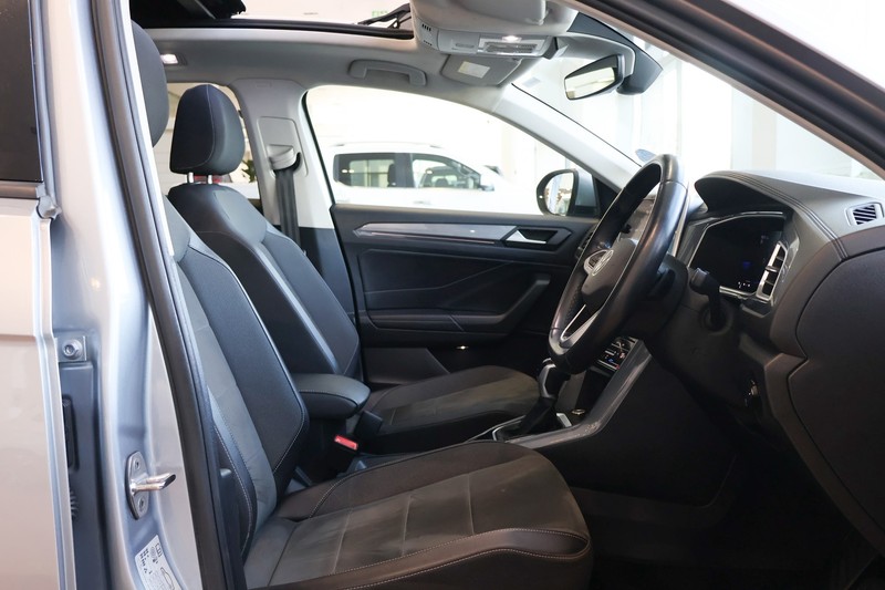 Volkswagen T-Roc - Hatfield VW Melrose Arch - Image 14