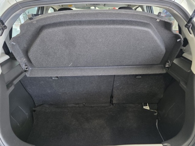 Toyota Vitz - Suzuki Fourways - Image 10