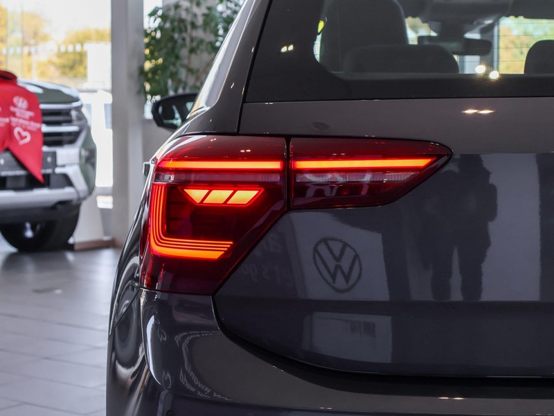Volkswagen Polo - Hatfield VW Rivonia - Image 11