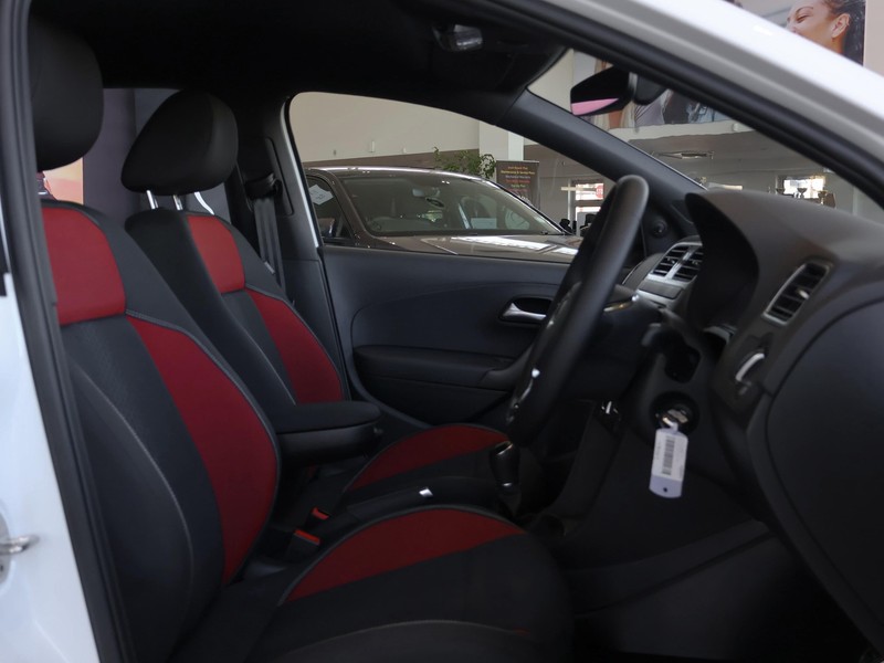 Volkswagen Polo Vivo - Hatfield VW Rivonia - Image 19