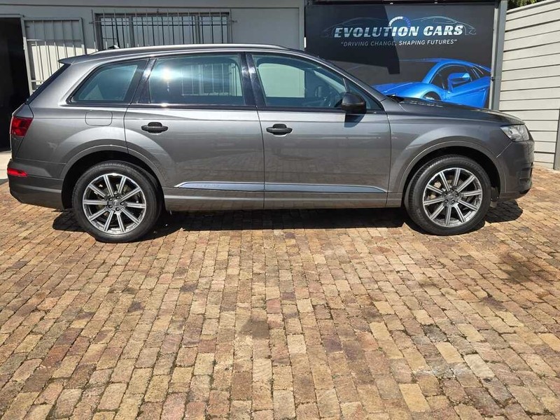Audi Q7 - Evolution Cars - Image 1