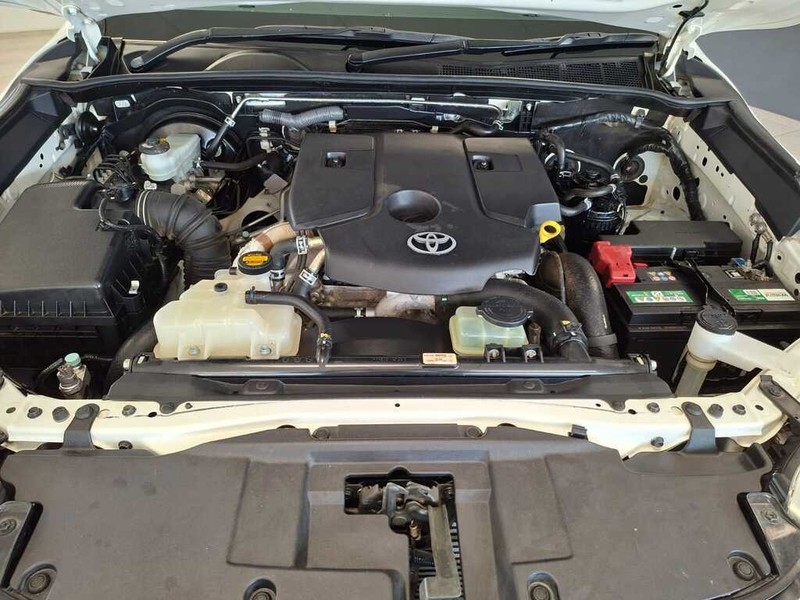 Toyota Hilux - Cargen Auto - Image 13