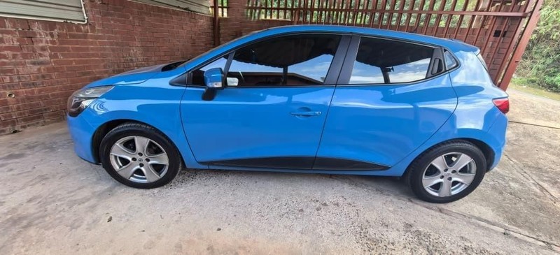 Renault Clio - Mit Mak Motors - Image 6