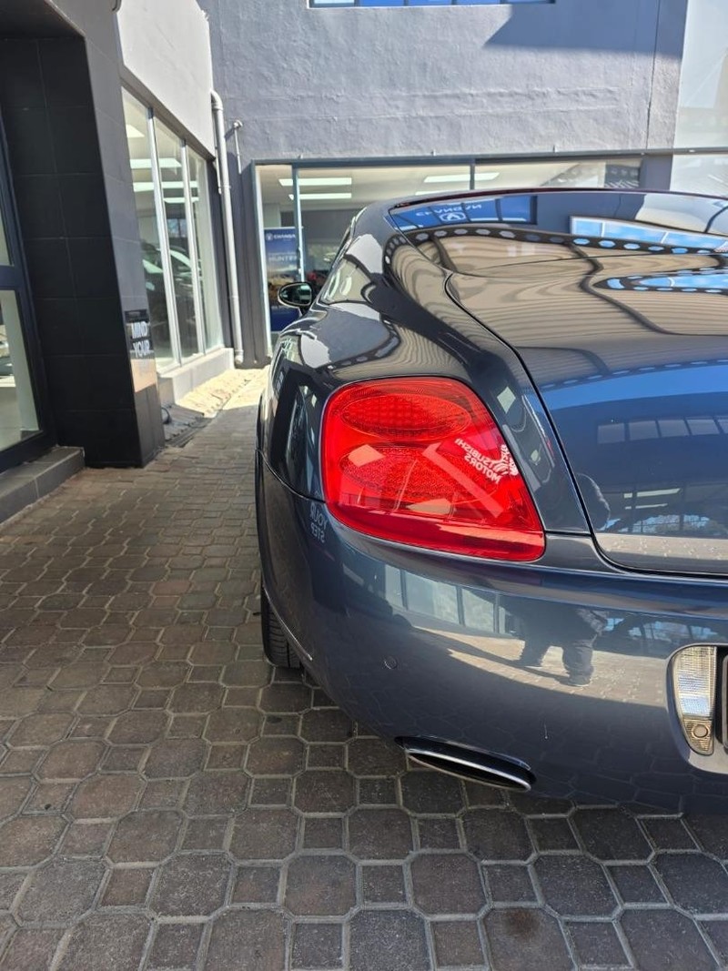 Bentley Continental - Mitsubishi Rivonia - Image 13